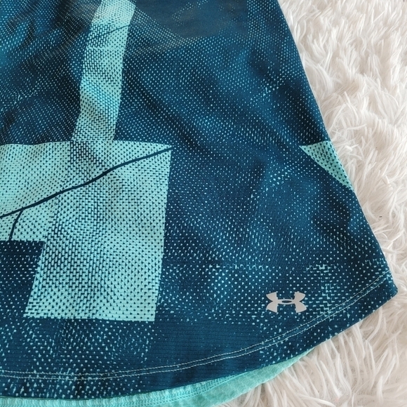 Under Armour Women's Athletic Tank - Picture 3 of 4